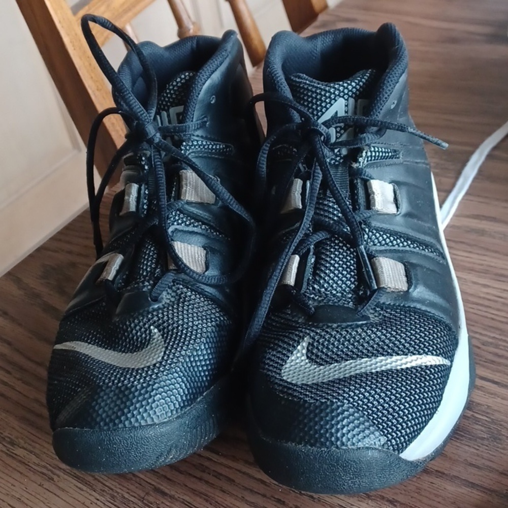 Nike Air Max Charge Size 7Y Shoes Boy's Basketball Youth's Black